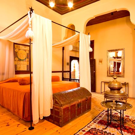 Alp Pasa Hotel - Special Class Antalya Habitación foto